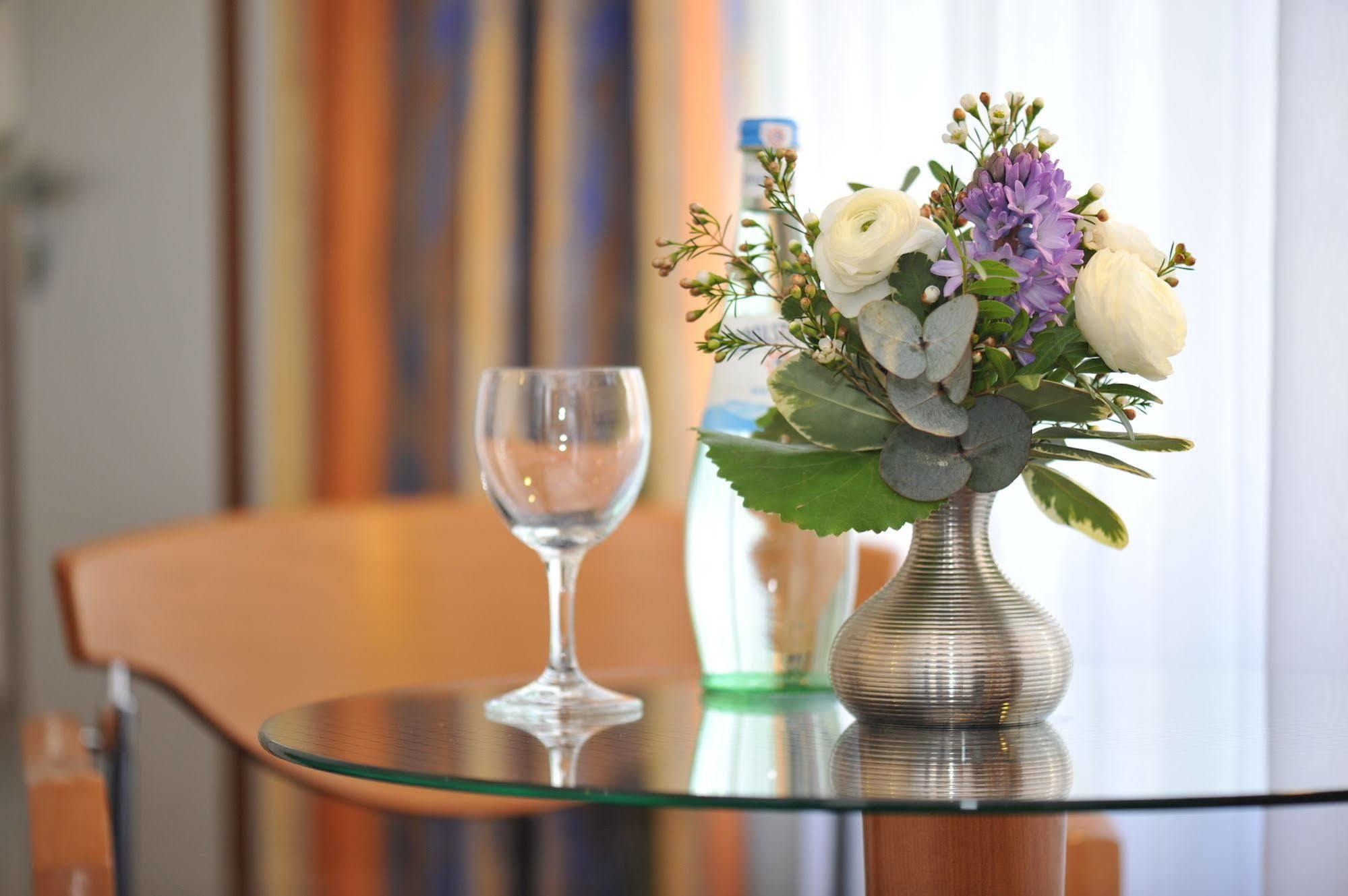 Insel Hotel Кьолн Екстериор снимка