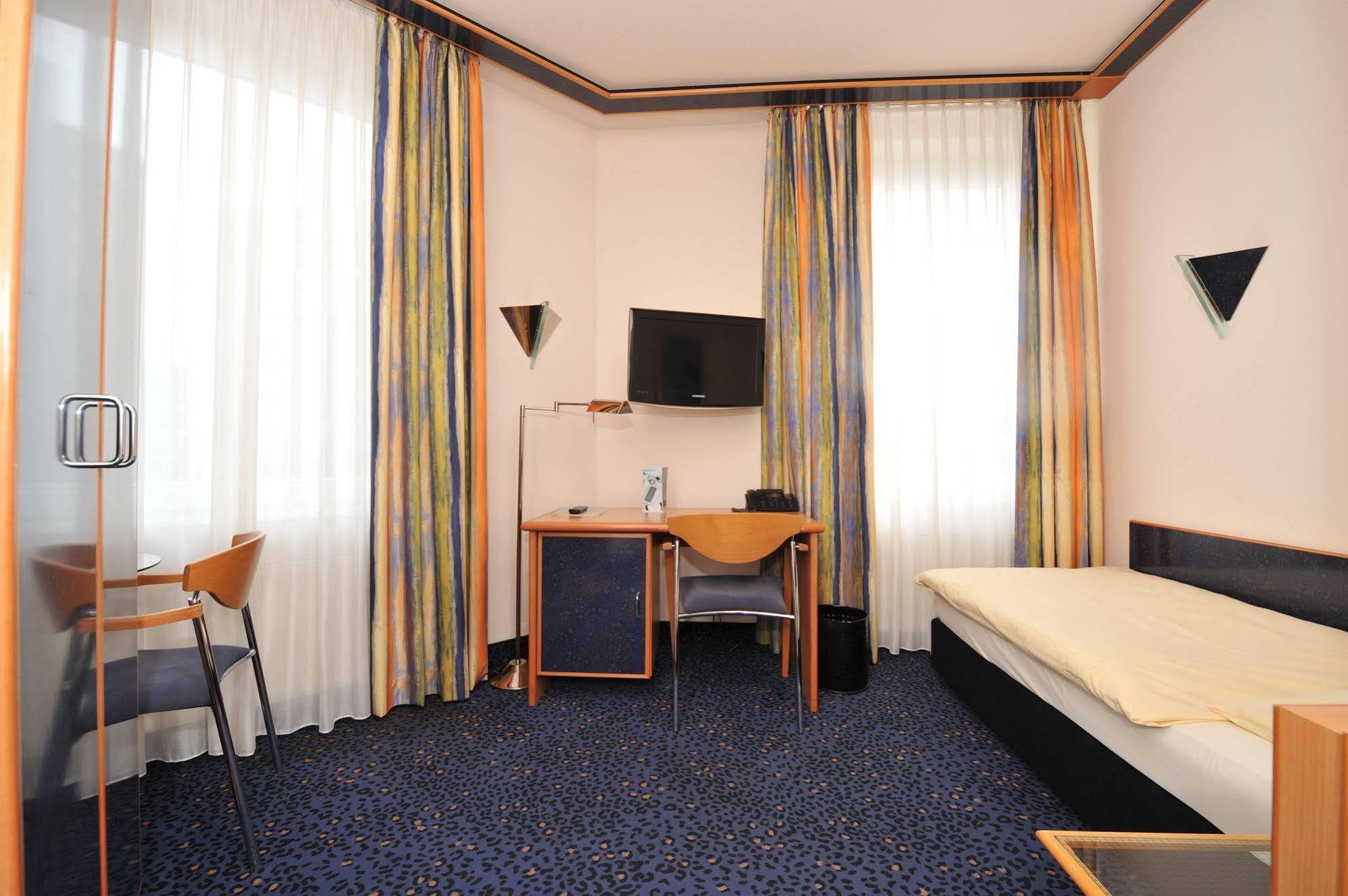 Insel Hotel Кьолн Екстериор снимка